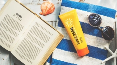 5 Rekomendasi Sunscreen Mengandung Kolagen untuk Hilangkan Kerutan, Murah Meriah Mudah Ditemukan