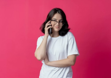 Pilih Telepon daripada Pesan Teks? Psikologi Ungkap 6 Sifat Hebat Ini Ada di Dirimu