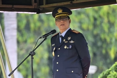 Sidak Bea Cukai Tanjung Priok, Purbaya Cek Kontainer Vitamin untuk Campuran Pakan Ternak Asal Tiongkok