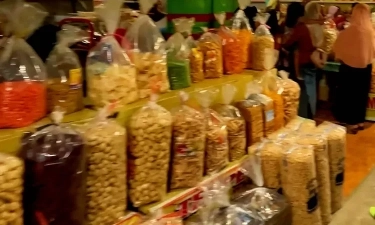 3 Tempat Berburu Oleh-Oleh Khas Trenggalek: Mulai dari Mochi Kekinian hingga Toko Legendaris