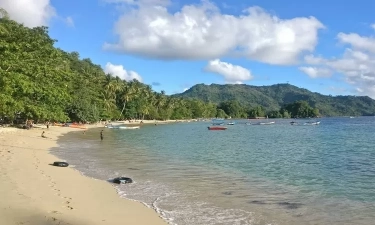 Bukan Bali, Tapi Trenggalek! 3 Pantai Ini Punya Pesona Eksotis dan Jarang Diketahui di Trenggalek