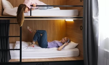 Cari Penginapan Super Murah di Trenggalek? 3 Tempat Ini Tawarkan Harga Dibawah 100 Ribu Rupiah!