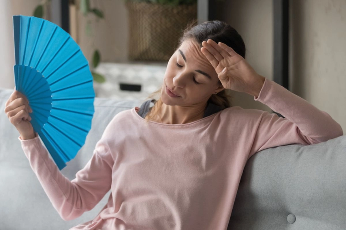 Tips Sehat Saat Cuaca Panas di Indonesia, Minum Cukup Air