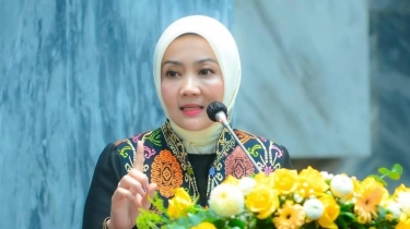 Atalia Praratya Komisi Berapa? Rumah Digeruduk Santri Imbas Ucapan Soal Ponpes Al Khoziny