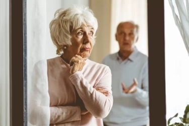 Orang dengan Kecerdasan Emosional yang Tinggi Biasanya Memilih Diam daripada Bereaksi Berlebihan Pada 8 Situasi Ini