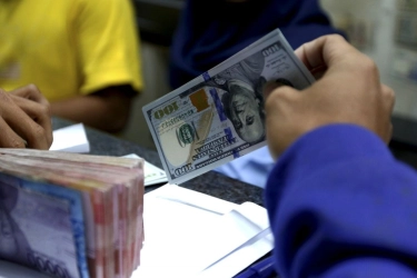 Simak Kurs Rupiah di 5 Bank Besar Indonesia