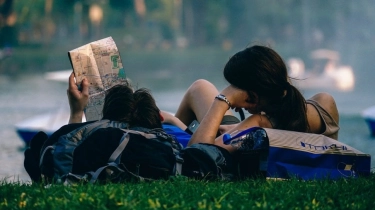 7 Rekomendasi Face Wipes untuk Traveler, Praktis Bersihkan Wajah Mulai Rp19 Ribu