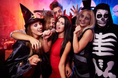 6 Inspirasi Kostum Halloween Buat Kamu yang Mau Tampil Beda dan Bikin Heboh!​