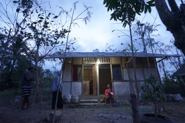 Listrik Masuk Desa, Senyum Merekah di Ujung-ujung Negeri
