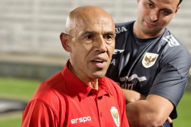 Kesepakatan PSSI dan Tim Pelatih Belanda Berakhir, Tersisa Simon Tahamata?