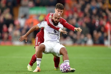 Matthijs de Ligt Sebut Kerkez dan Bradley sebagai Kelemahan Liverpool