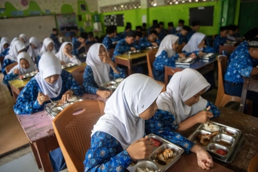 Setahun Prabowo-Gibran, MBG Telah Diterima Lebih dari 36,7 Juta Orang