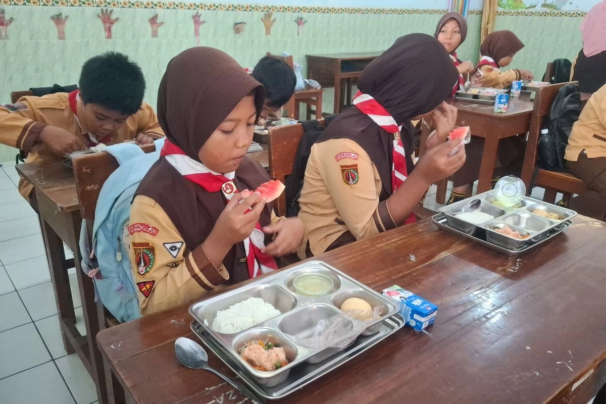 Tepis Anggapan MBG untuk Kalangan Mampu, BGN: Banyak Anak Baru Pertama Kali Minum Susu