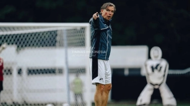 Dapat Tawaran Melatih, Alex Pastoor akan Bekerja Sama dengan Patrick Kluivert Lagi