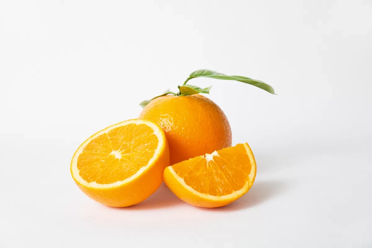 Kenali Manfaat Vitamin C dan Buah-Buahan Terbaik untuk Memenuhinya