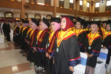 STIKES Hang Tuah Surabaya Raih Predikat Unggul! Kini Targetkan Tembus Level ASEAN Bersama Wisudawan Berkualitas