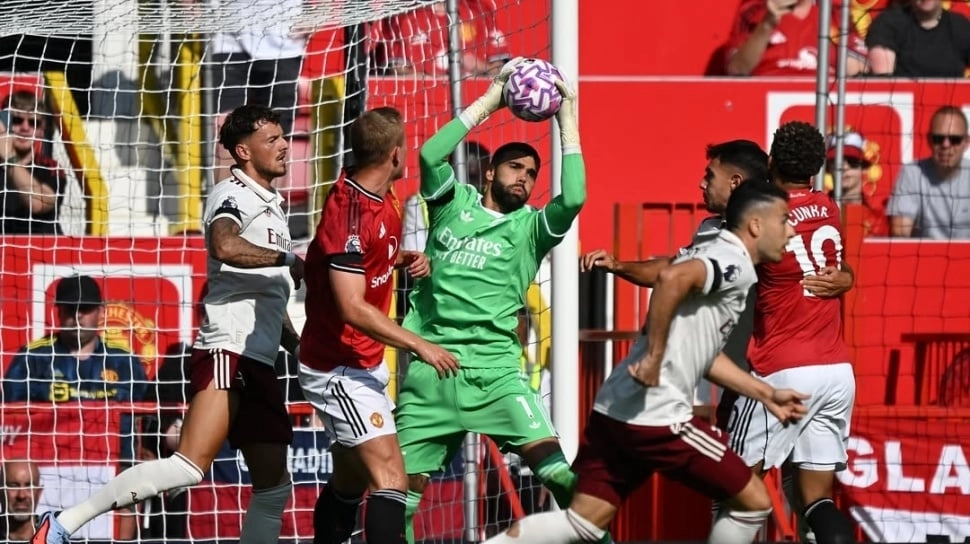4 Kiper Terbaik Premier League Saat Ini: Alisson Coret, Donnarumma Buat Gebrakan