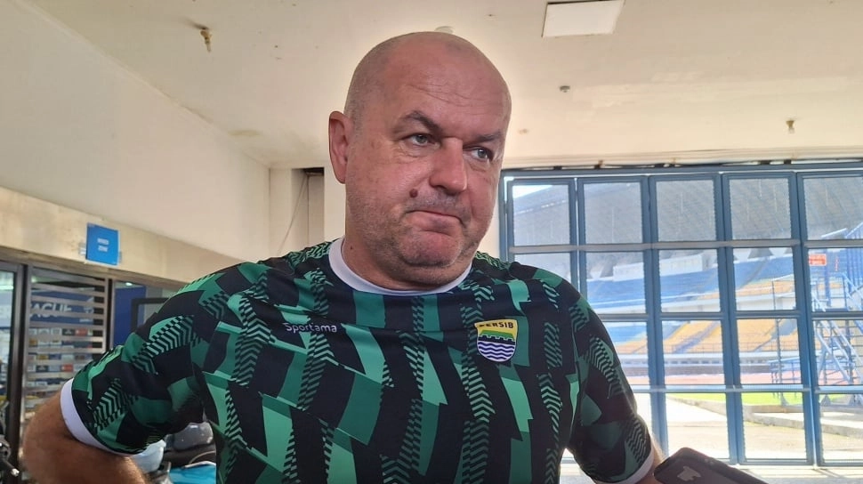 Jelang Persib vs Selangor FC, Christophe Gamel: Saya Kenal Bojan Hodak