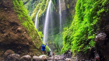 Madakaripura Tawarkan Keindahan Air Terjun Tertinggi di Jawa