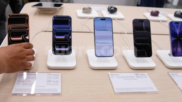 Mewah! Luka Modric Hadiahi Semua Pemain AC Milan iPhone Baru