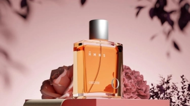 Rekomendasi Parfum HMNS Aroma Segar, Bisa 'Rasakan Langsung' Lewat Outletnya!