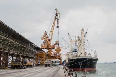 Petrokimia Gresik Perkuat Green and Smart Port untuk Dukung Efisiensi Logistik