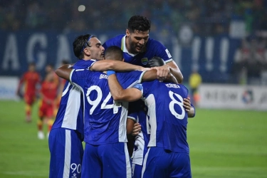 Siaran Langsung Persib Vs Persis Solo di Super League Malam Ini