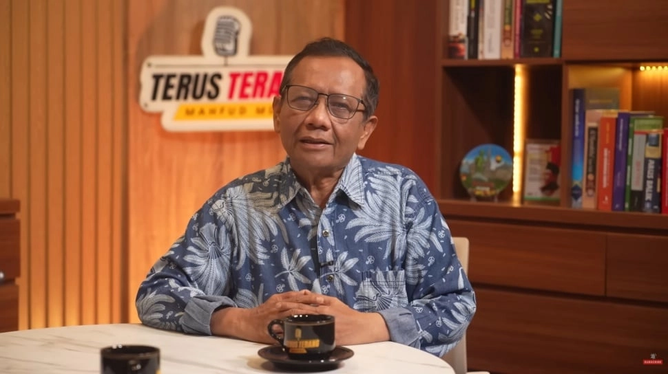 Geger Dugaan Korupsi Whoosh, Mahfud MD ke KPK: Saya Datang Kalau Dipanggil, Tapi Ogah Lapor