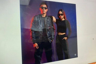 25 Salinan Teks Gemini AI Foto Studio dengan Pasangan yang Keren dan Menarik