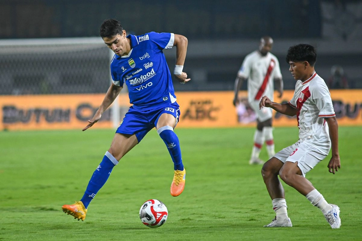 Membedah Tembok Raksasa Persib Pencetak 4 Clean Sheet Beruntun