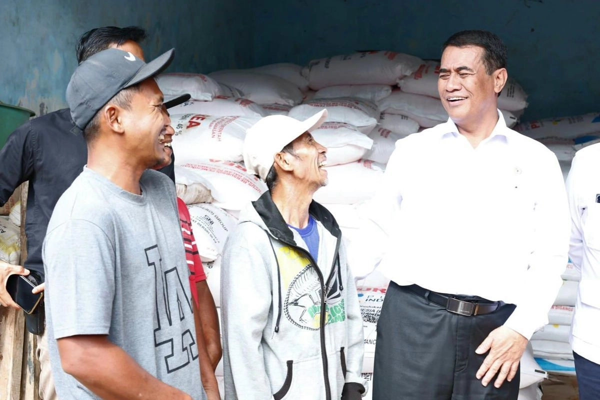 Mentan Amran Sidak Kios Pupuk di Lampung Utara, Pastikan Penurunan Harga Berjalan Efektif