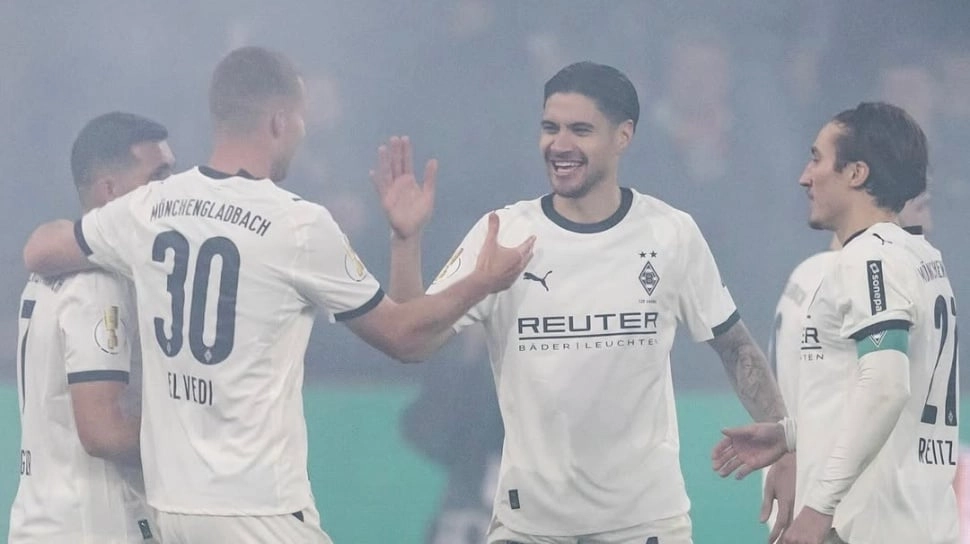 Kevin Diks Tampil Penuh, Borussia Monchengladbach Lolos ke 16 Besar DFB Pokal