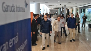 Jelang Nataru, Menhub Dudy Bahas Kebijakan dan Strategi Angkutan Udara Bersama Maskapai