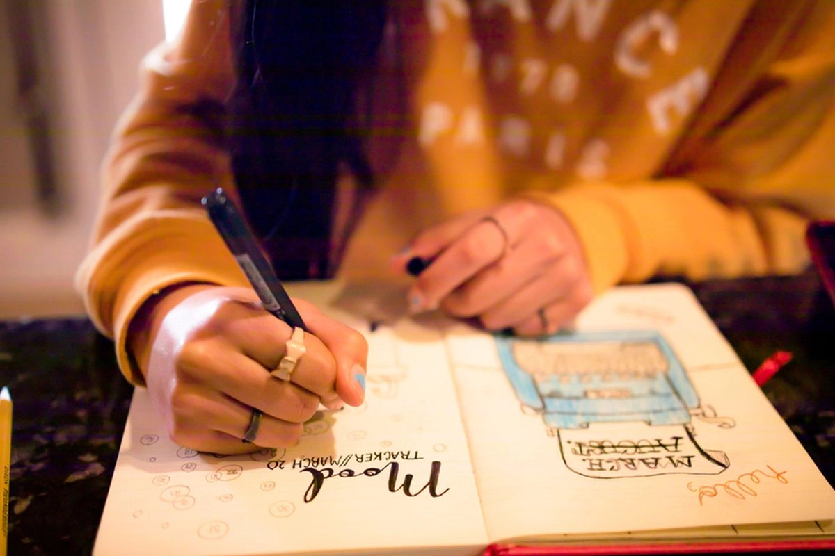 Manfaat Journaling untuk Gen Z Menurut Psikolog, Tak Cuma Redakan Stres