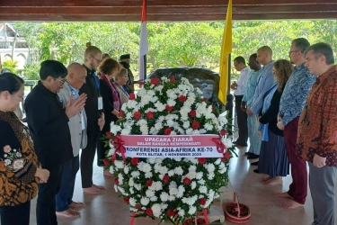 Peringatan 70 Tahun KAA, Akademisi dari 30 Negara Ziarah ke Makam Bung Karno