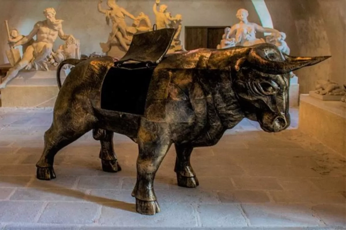 Brazen Bull: Simbol Kekuasaan dan Kekejaman di Era Phalaris