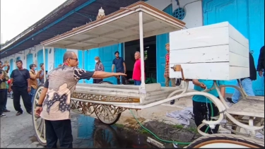 Kereta Bersejarah Berusia Lebih 100 Tahun Disiapkan Antar Jenazah Raja Keraton Surakarta Sinuhun Pakubuwono XIII