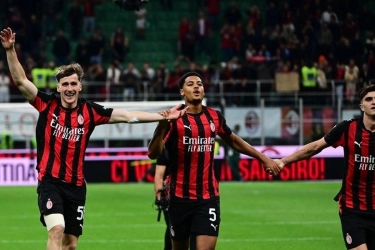 AC Milan Bekuk Roma, Pemain Rossoneri Kena Tendang Wasit?