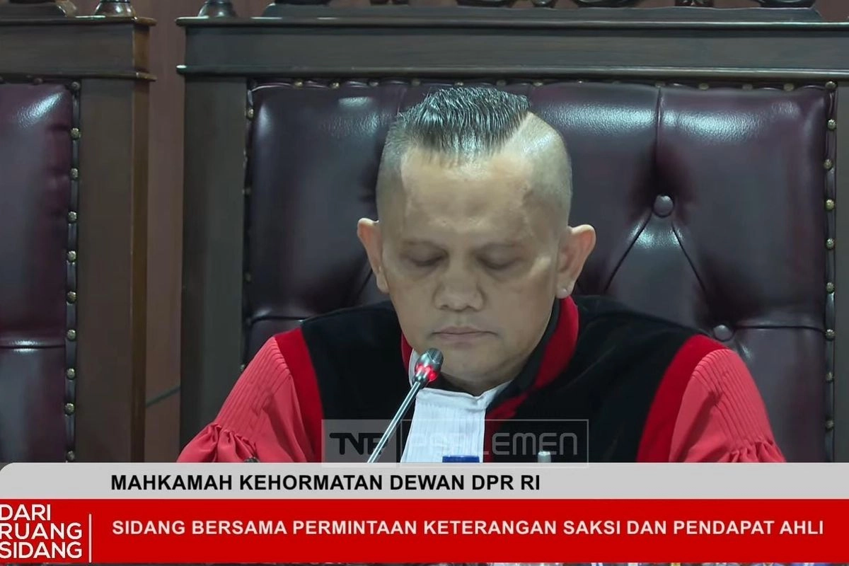 Nafa Urbach Dilaporkan ke MKD karena Hedon dan Tamak, Uya Kuya-Eko Patrio Rendahkan DPR
