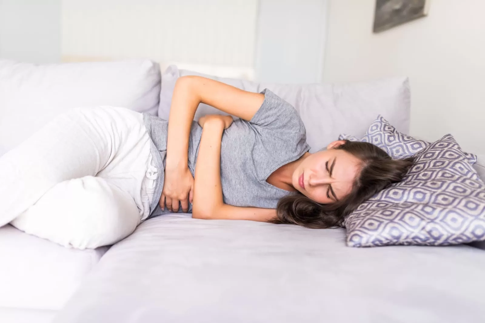Wanita Wajib Tahu! Daftar Makanan yang Baik dan Buruk Dikonsumsi saat Menstruasi