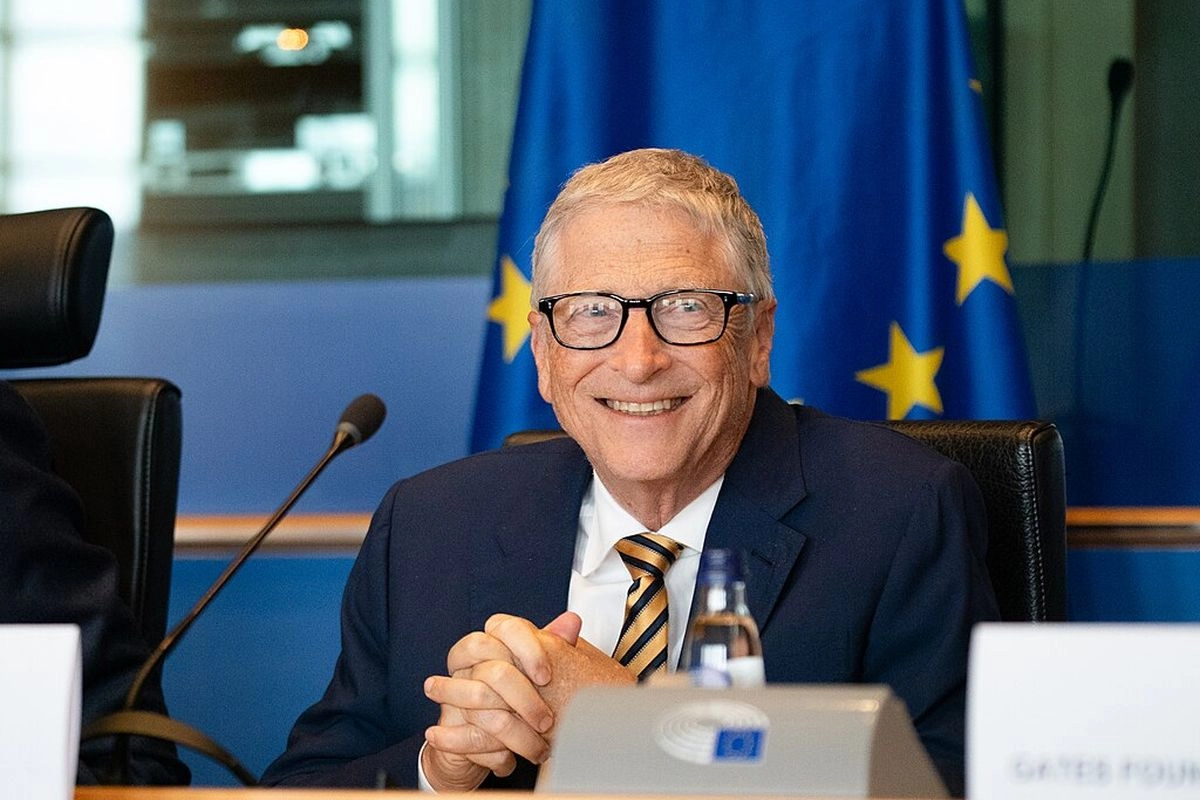 10 Bos Teknologi yang Drop Out dari Kampus dan Menjadi Miliarder
