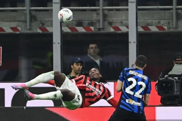 AC Milan dan Inter Milan Resmi Beli Stadion San Siro