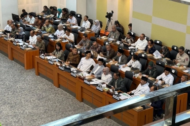 DPR Sentil Kepala BNPB Tak Hadiri Rapat Penanganan Bencana: Masih Perlu DPR Kan?