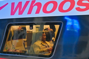Pemerintah Akan Bayar Utang Kereta Cepat Whoosh, Prabowo: Duitnya Ada