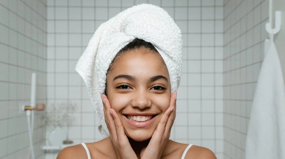 5 Kebiasaan Sederhana yang Bikin Kulit Glowing Alami dan Sehat Maksimal