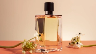 5 Parfum Aroma Teh untuk Wanita Kantoran, Wanginya Meninggalkan Jejak