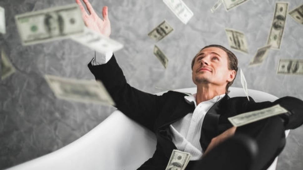 5 Shio Diramal Paling Beruntung Secara Finansial Hari Ini 5 November, Apakah Kamu Termasuk?
