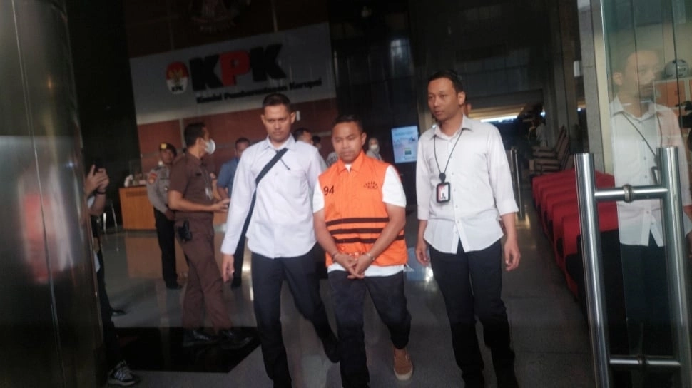 Gubernur Riau Abdul Wahid Minta 'Jatah Preman' ke Dinas PUPR Rp7 Miliar, KPK: Pakai Kode 7 Batang