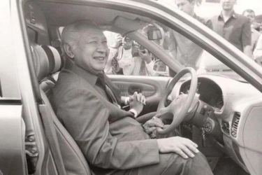 Kala Ketua Dewan Gelar Pahlawan Tepis Soeharto Terlibat Genosida