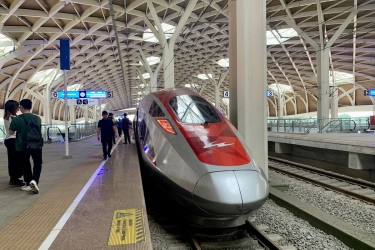 Pembangunan Kereta Cepat ke Surabaya Tak Mendesak, Lebih Baik Fokus ke Transportasi Umum